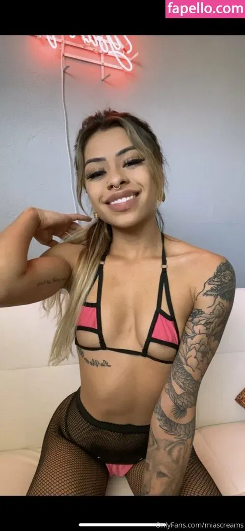 miascreams Onlyfans Photo Gallery 