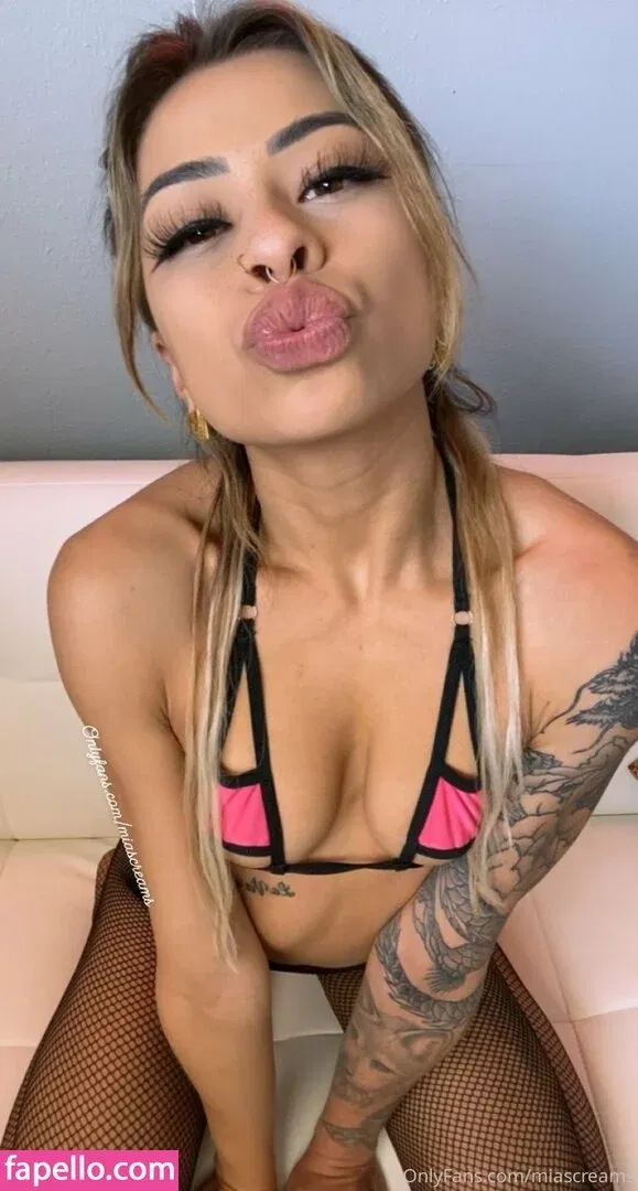 miascreams Onlyfans Photo Gallery 