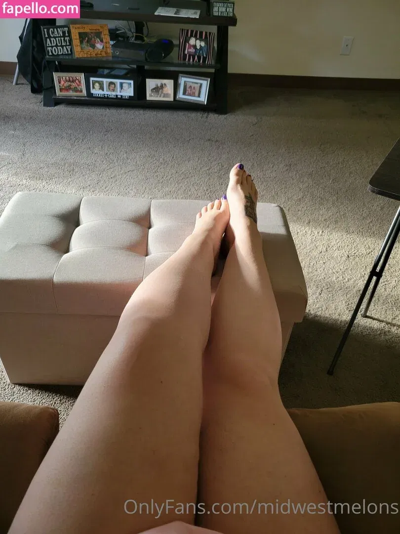 midwestmelons Onlyfans Photo Gallery 