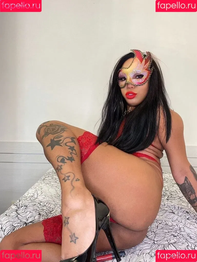 Keren Mirela Onlyfans Photo Gallery 
