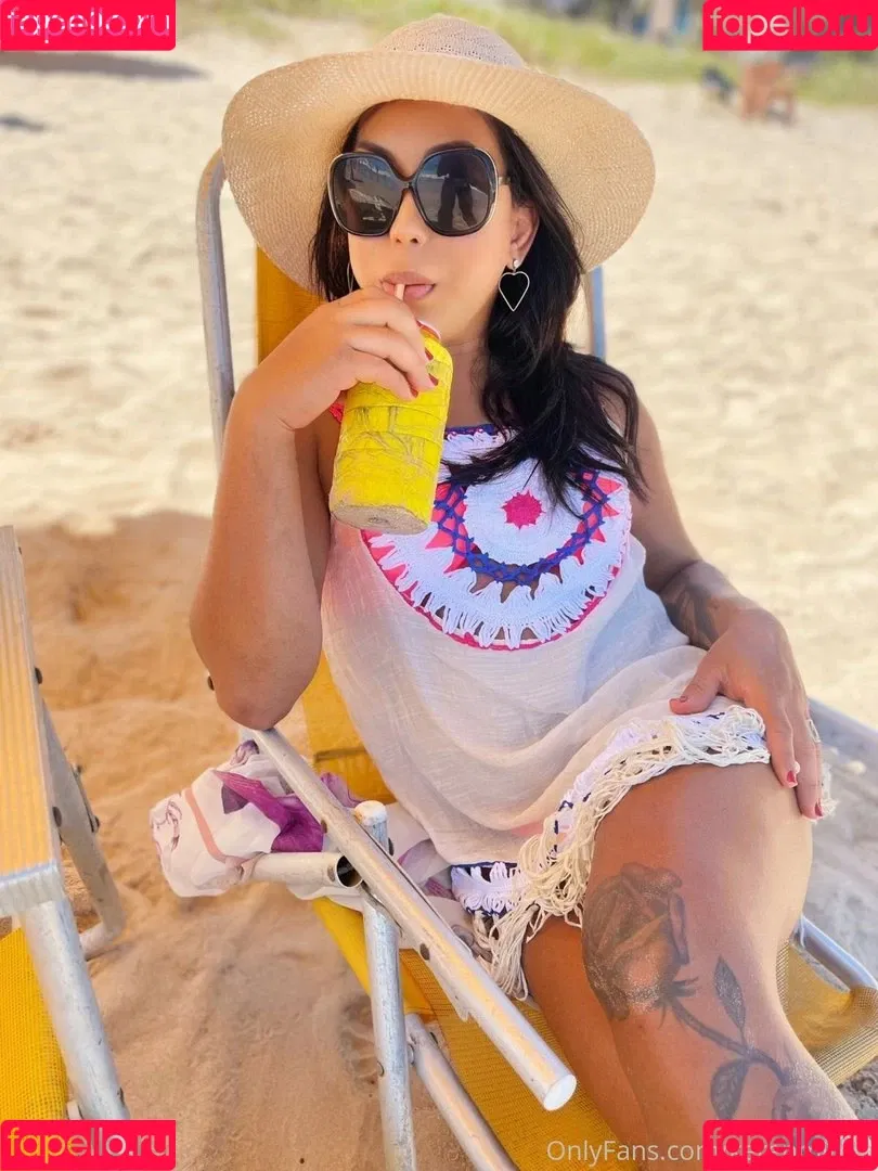 Keren Mirela Onlyfans Photo Gallery 