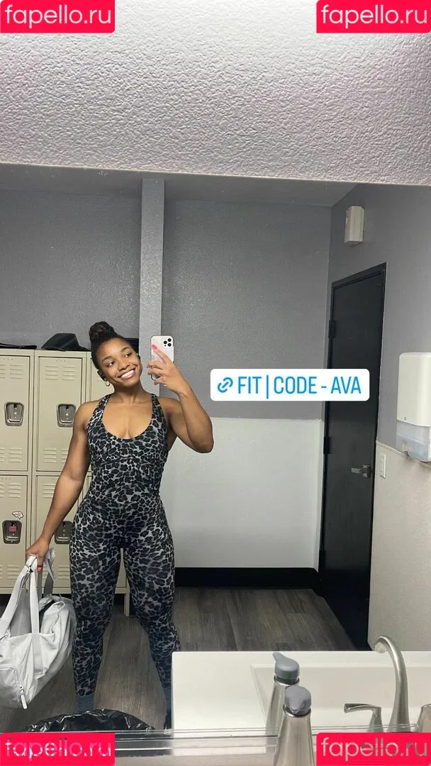aaaaayevuh Onlyfans Photo Gallery 