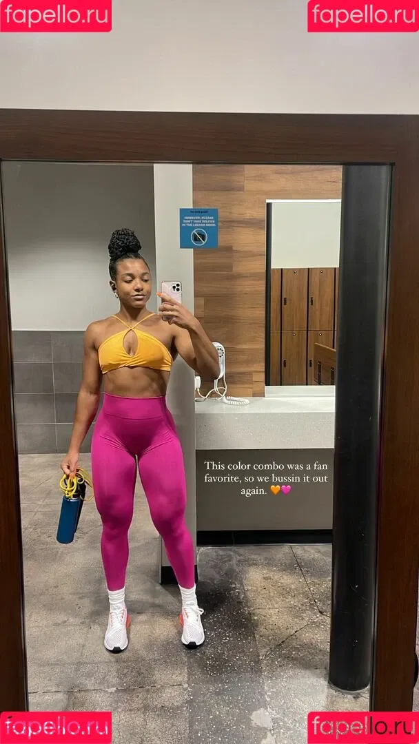 aaaaayevuh Onlyfans Photo Gallery 
