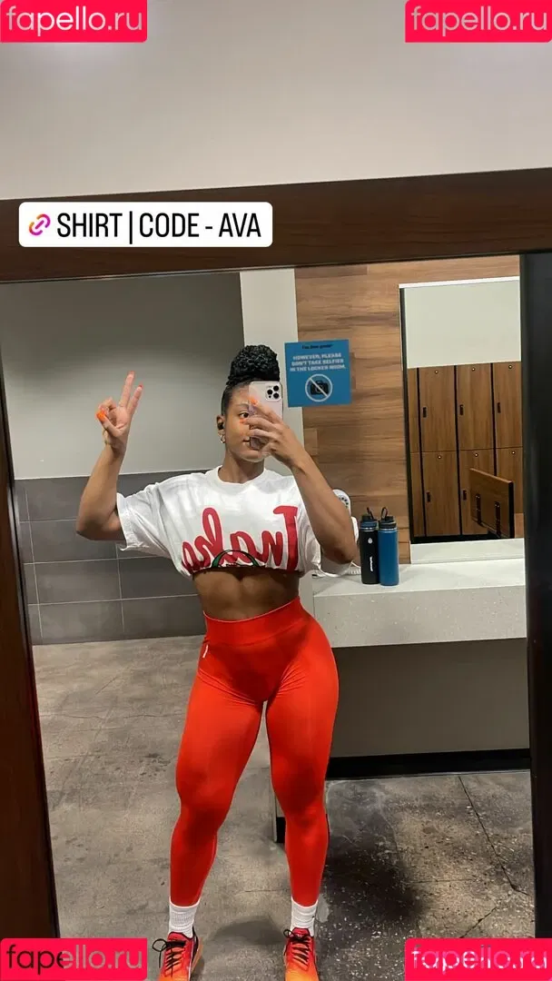 aaaaayevuh Onlyfans Photo Gallery 
