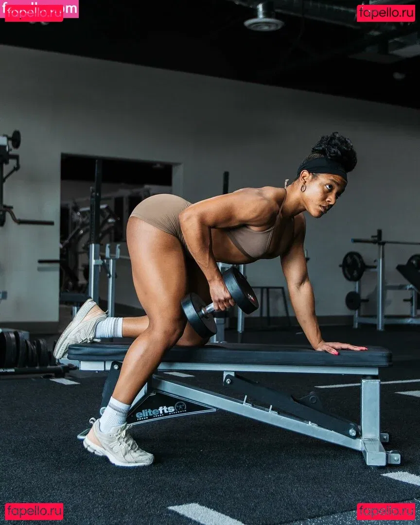 aaaaayevuh Onlyfans Photo Gallery 