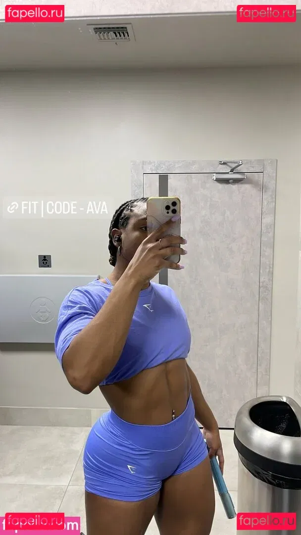 aaaaayevuh Onlyfans Photo Gallery 