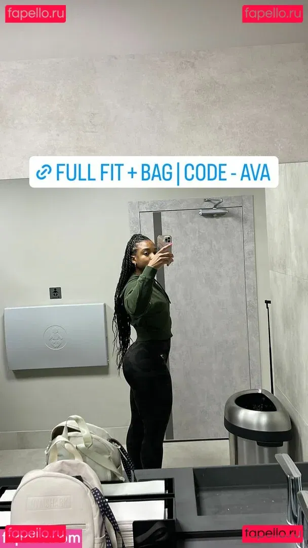 aaaaayevuh Onlyfans Photo Gallery 