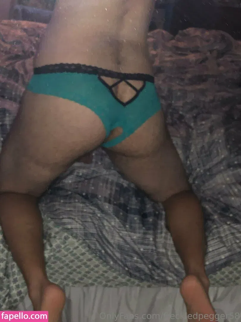 freckledpegger58 Onlyfans Photo Gallery 