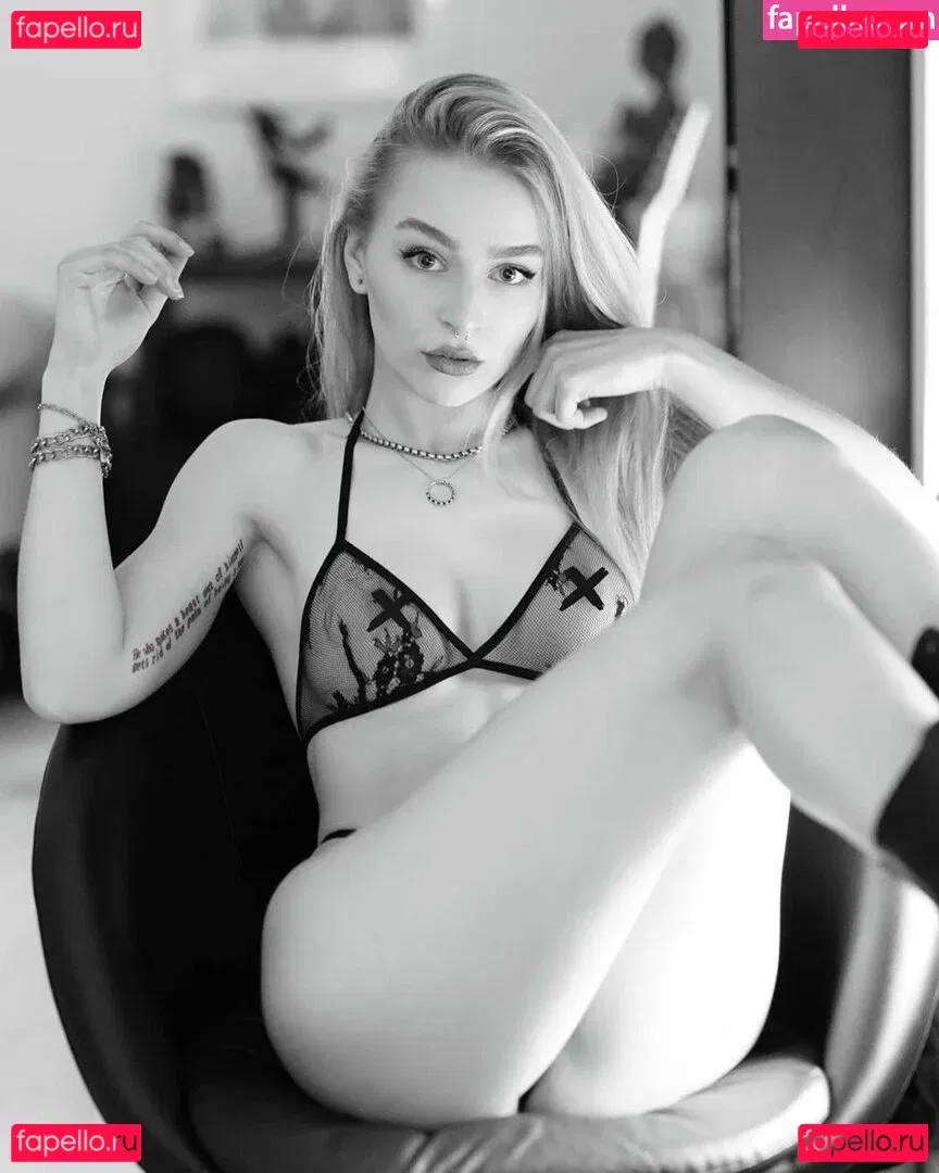 Dahlia_Rex Onlyfans Photo Gallery 