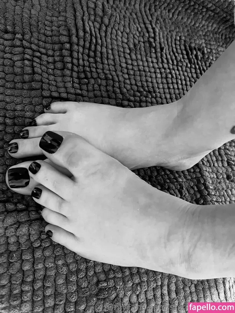 shiritastootsies Onlyfans Photo Gallery 