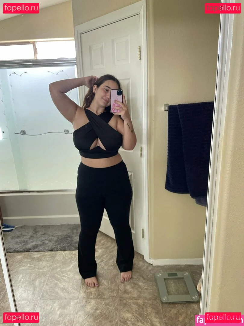 Goddess Ray Onlyfans Photo Gallery 