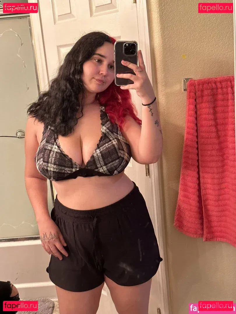 Goddess Ray Onlyfans Photo Gallery 