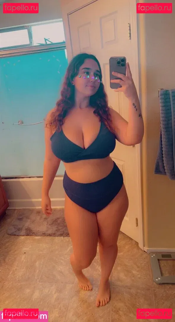 Goddess Ray Onlyfans Photo Gallery 