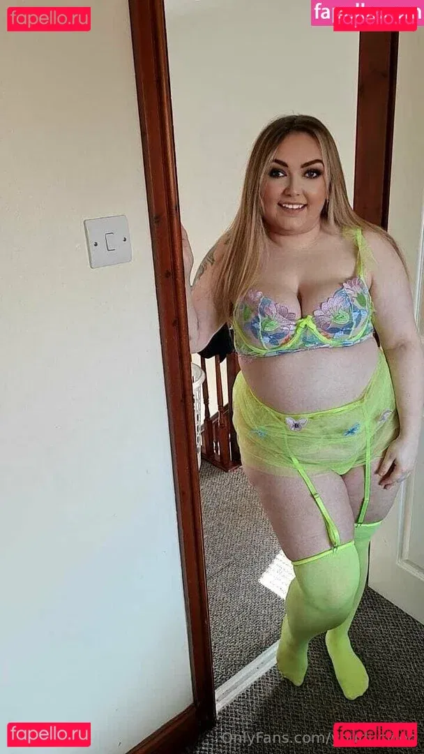 yourlucyloo Onlyfans Photo Gallery 