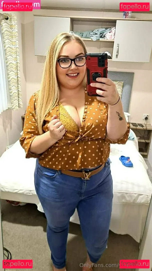 yourlucyloo Onlyfans Photo Gallery 