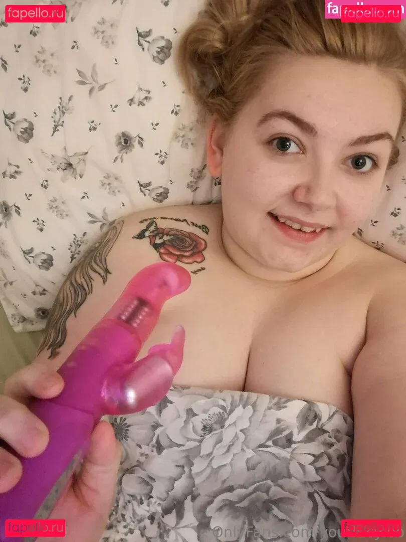 yourlucyloo Onlyfans Photo Gallery 