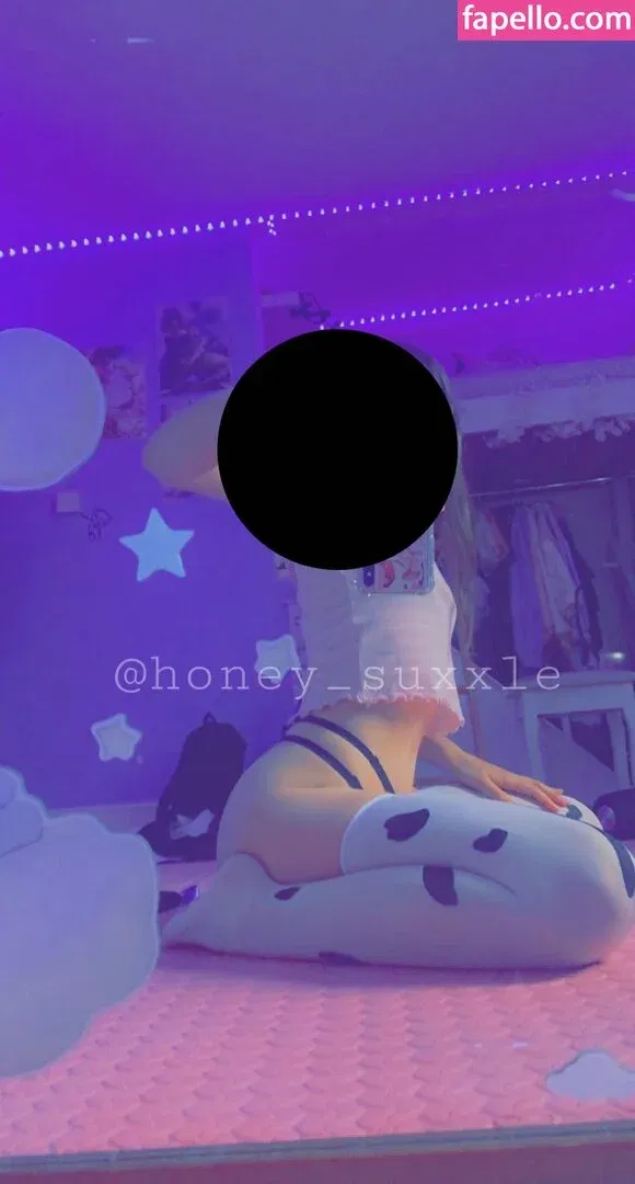 honey_suxxle Onlyfans Photo Gallery 
