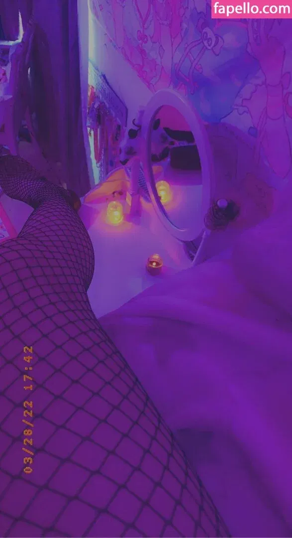 honey_suxxle Onlyfans Photo Gallery 