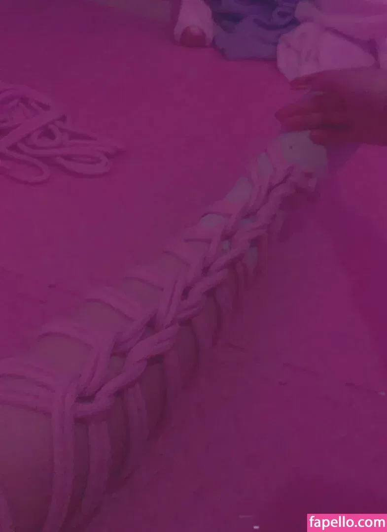 honey_suxxle Onlyfans Photo Gallery 