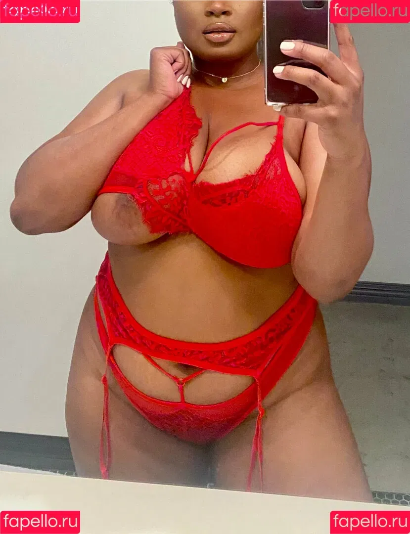 thelingerielounge Onlyfans Photo Gallery 