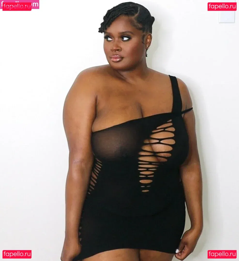 thelingerielounge Onlyfans Photo Gallery 