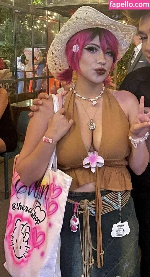 Tamakid Onlyfans Photo Gallery 