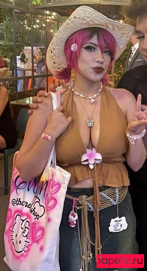 Tamakid Onlyfans Photo Gallery 