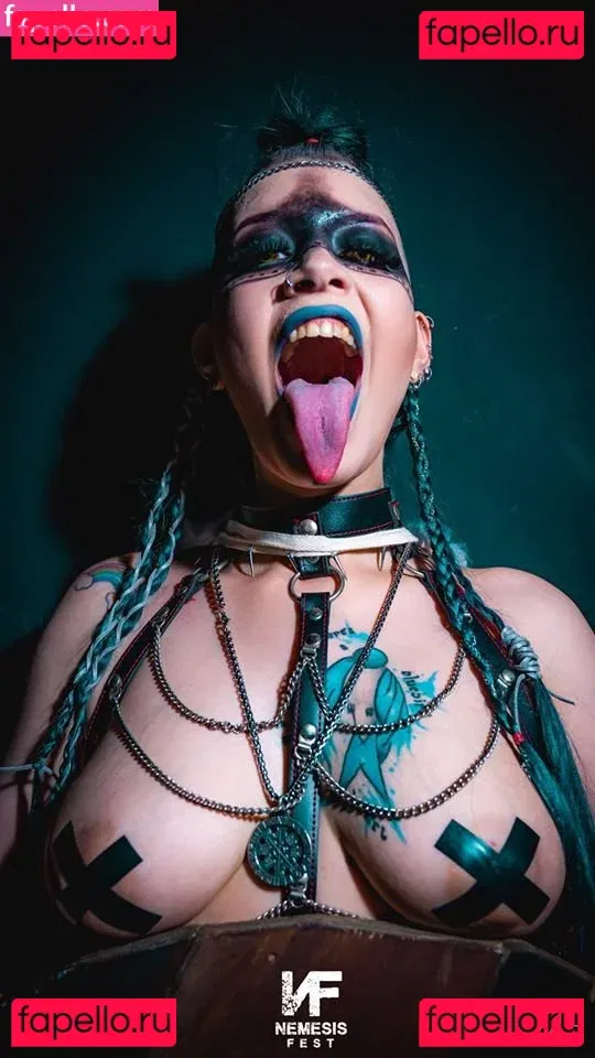 Niniah Wolfy Onlyfans Photo Gallery 