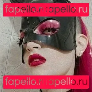 Niniah Wolfy Onlyfans Photo Gallery 