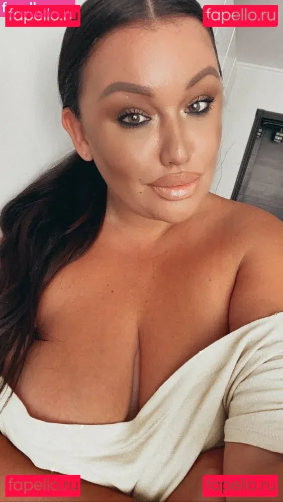 Dasha Kovalenko Onlyfans Photo Gallery 