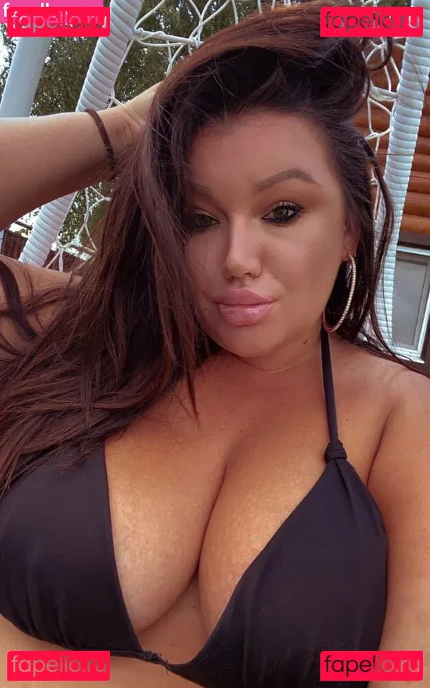 Dasha Kovalenko Onlyfans Photo Gallery 