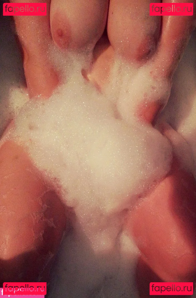 Dasha Kovalenko Onlyfans Photo Gallery 