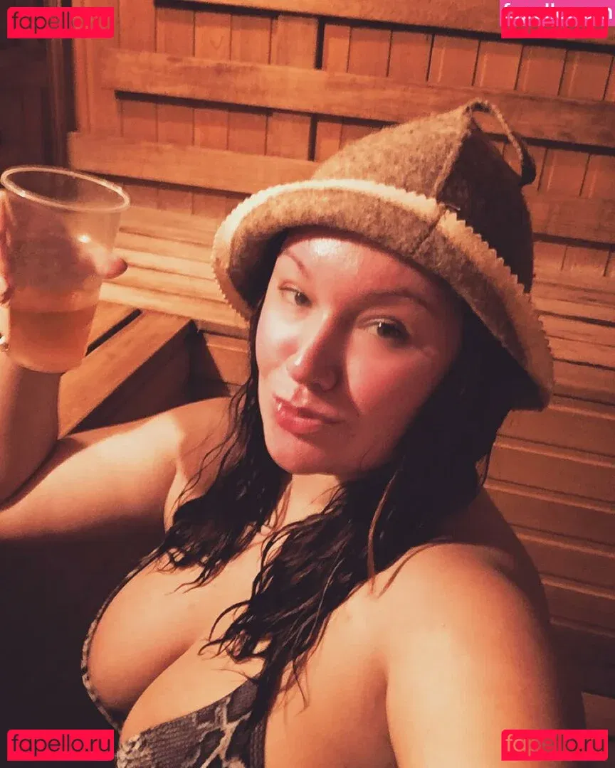 Dasha Kovalenko Onlyfans Photo Gallery 