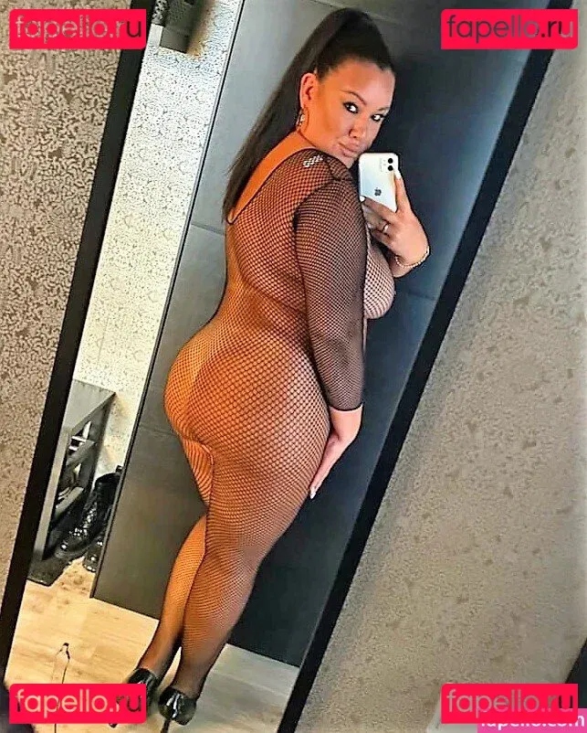 Dasha Kovalenko Onlyfans Photo Gallery 