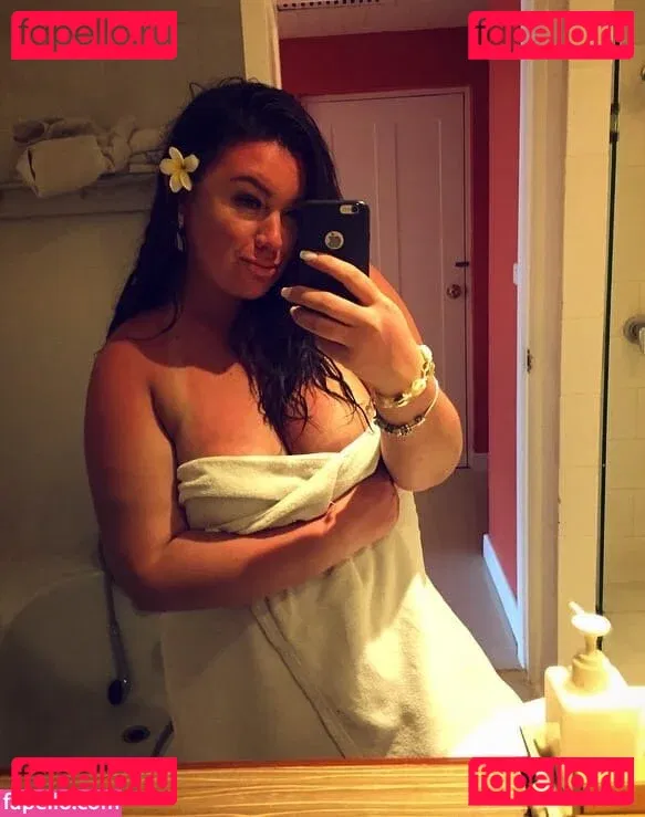 Dasha Kovalenko Onlyfans Photo Gallery 