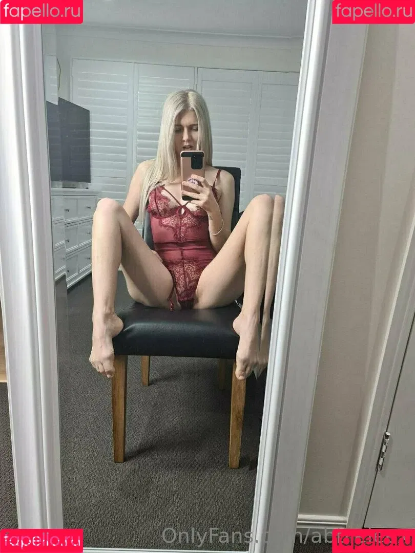abbieleex Onlyfans Photo Gallery 