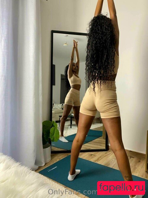 naomiebony Onlyfans Photo Gallery 
