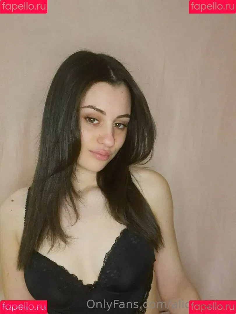alice.shine Onlyfans Photo Gallery 