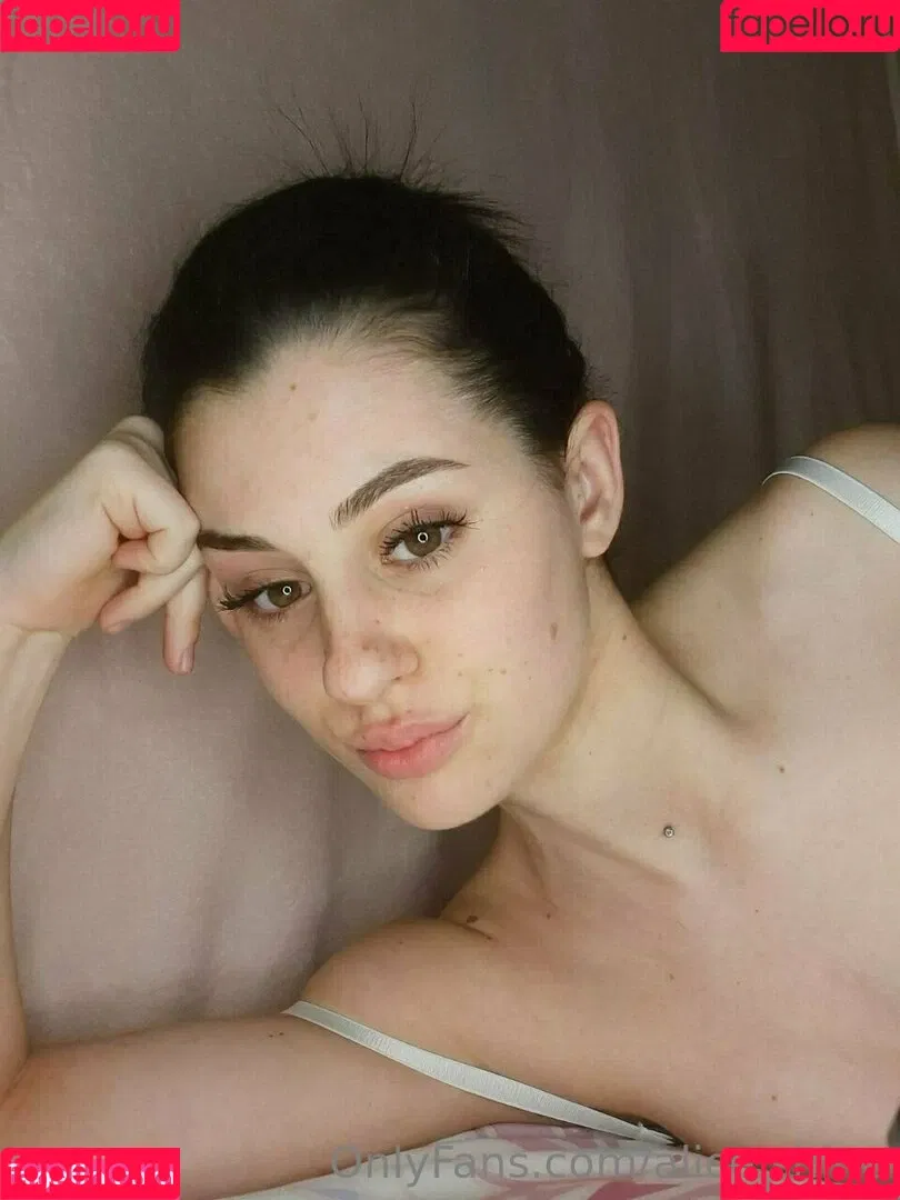 alice.shine Onlyfans Photo Gallery 