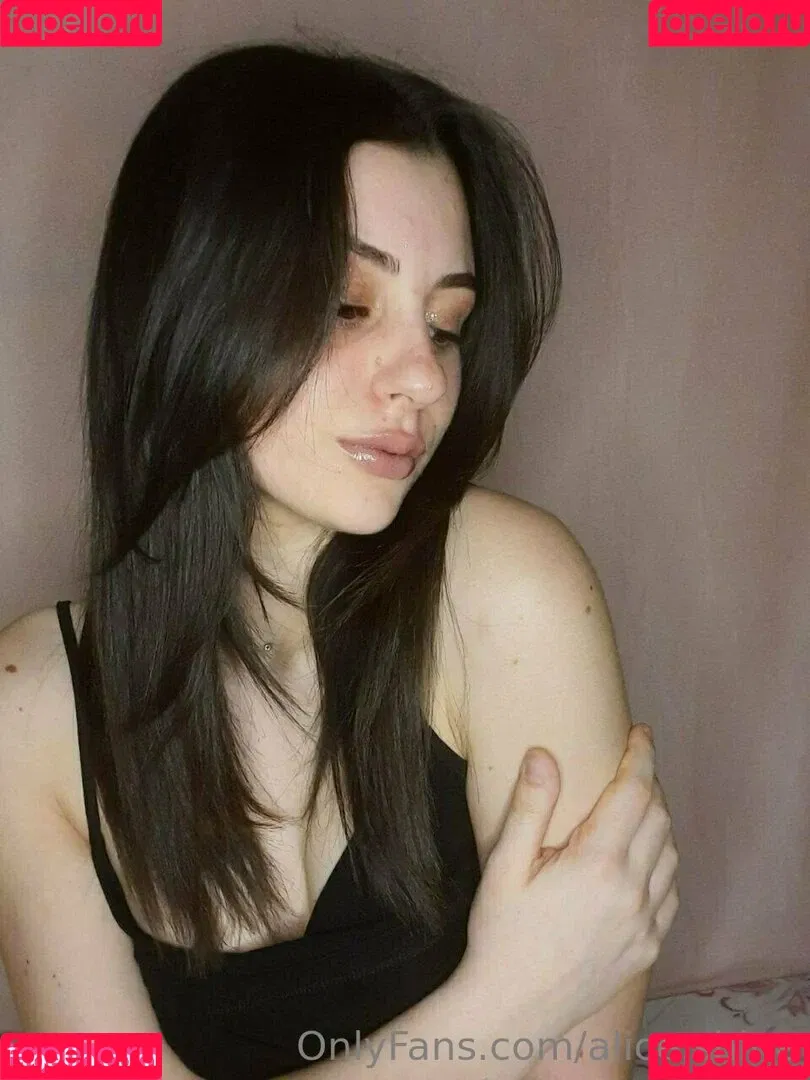 alice.shine Onlyfans Photo Gallery 
