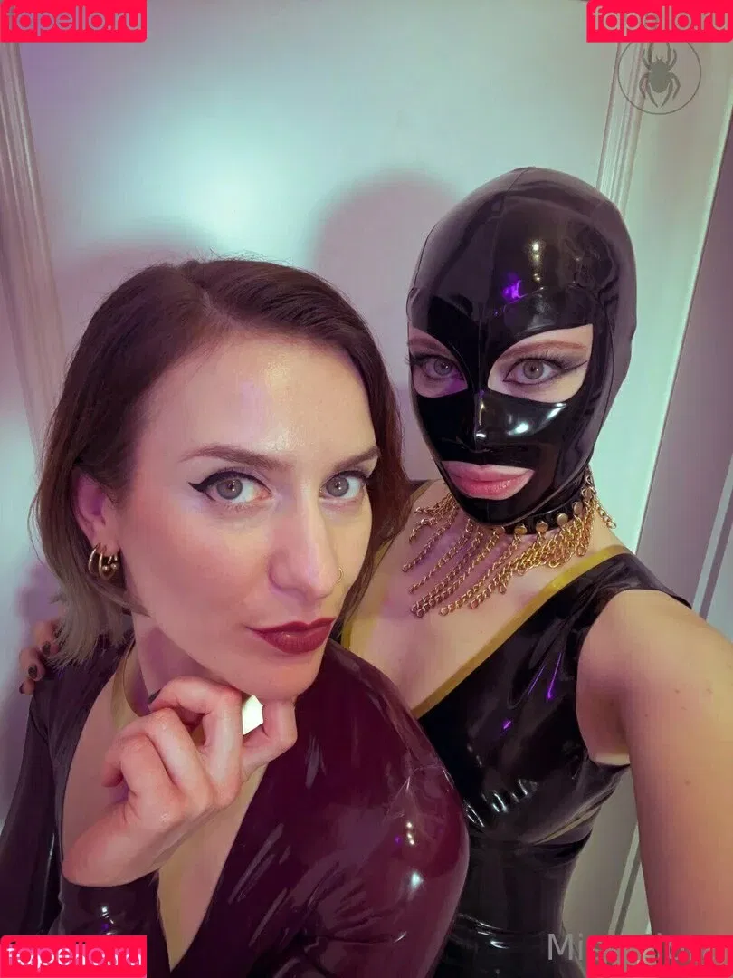 Miss Flora Femdom Onlyfans Photo Gallery 