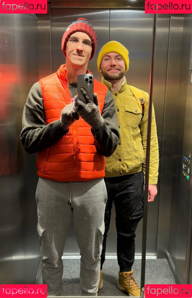 acoupleofguys Onlyfans Photo Gallery 