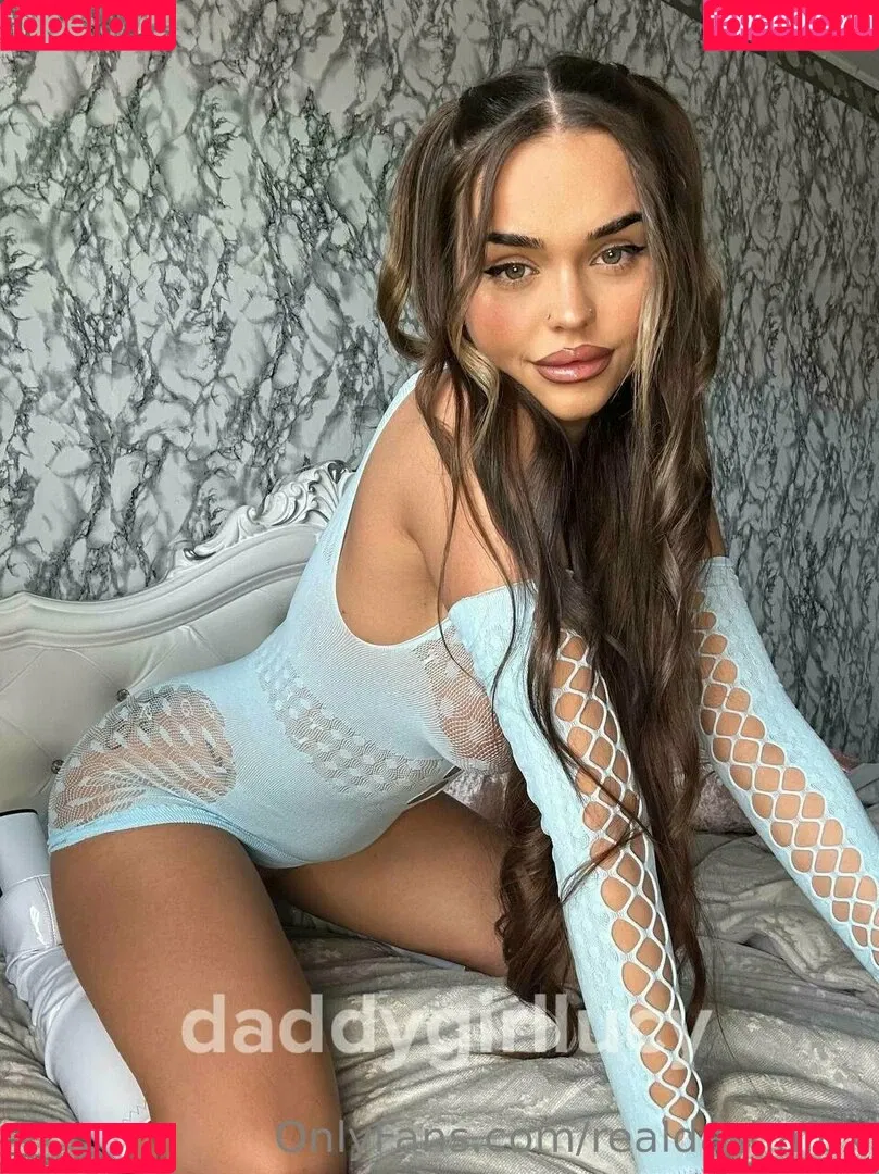 realdashafox Onlyfans Photo Gallery 