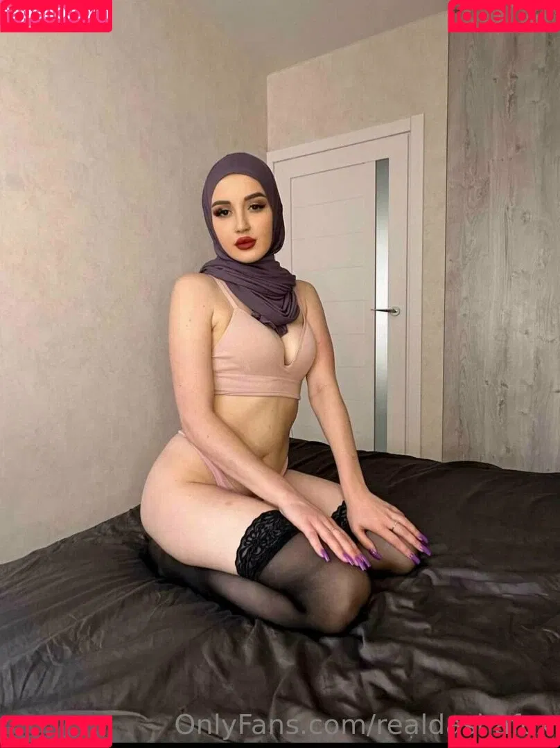 realdashafox Onlyfans Photo Gallery 