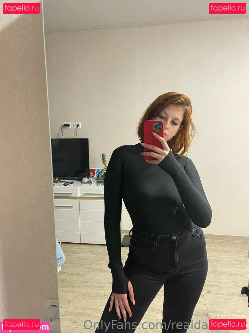 realdashafox Onlyfans Photo Gallery 