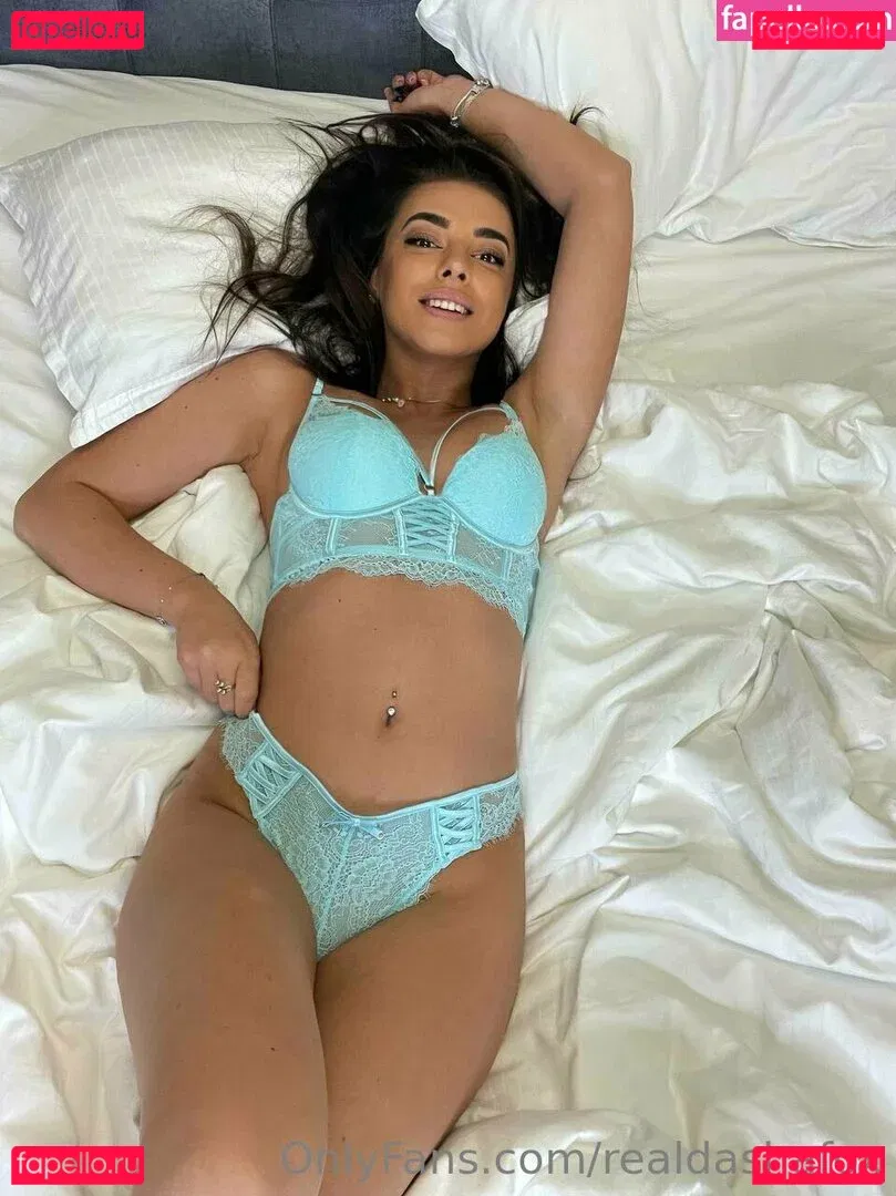 realdashafox Onlyfans Photo Gallery 