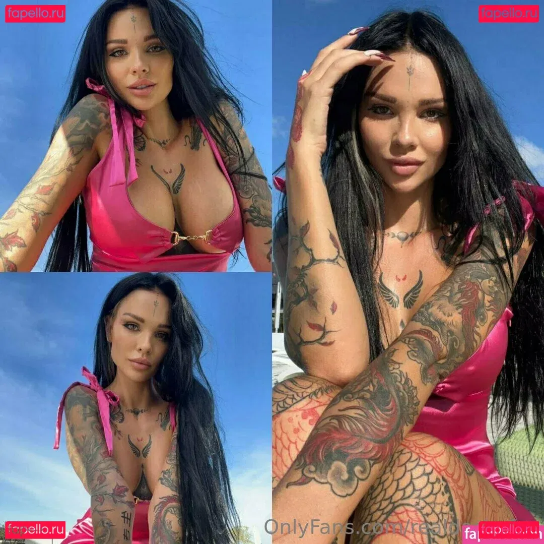 realdashafox Onlyfans Photo Gallery 