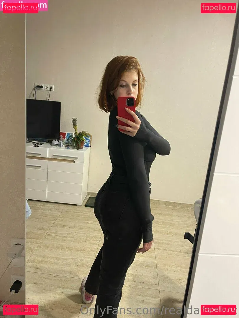 realdashafox Onlyfans Photo Gallery 