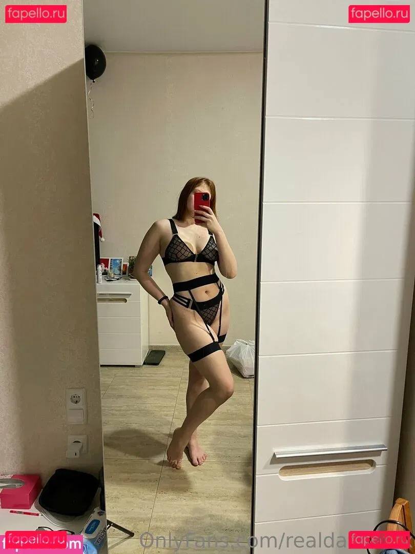 realdashafox Onlyfans Photo Gallery 