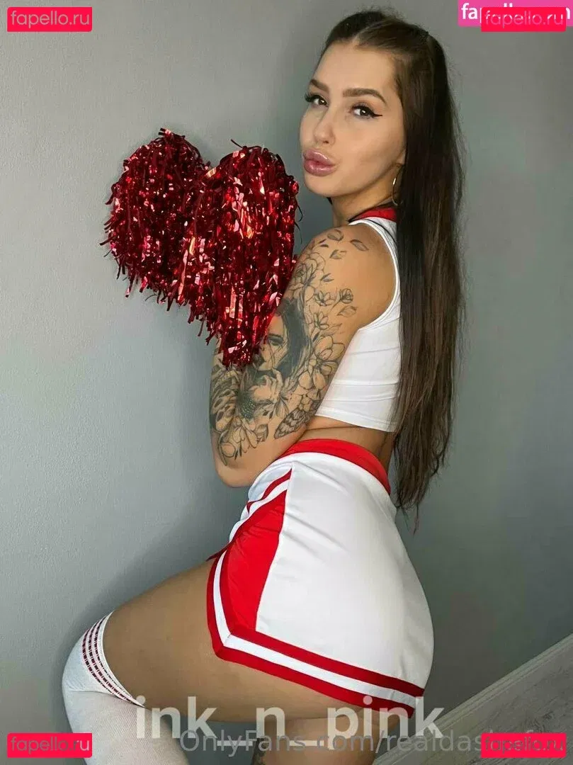 realdashafox Onlyfans Photo Gallery 